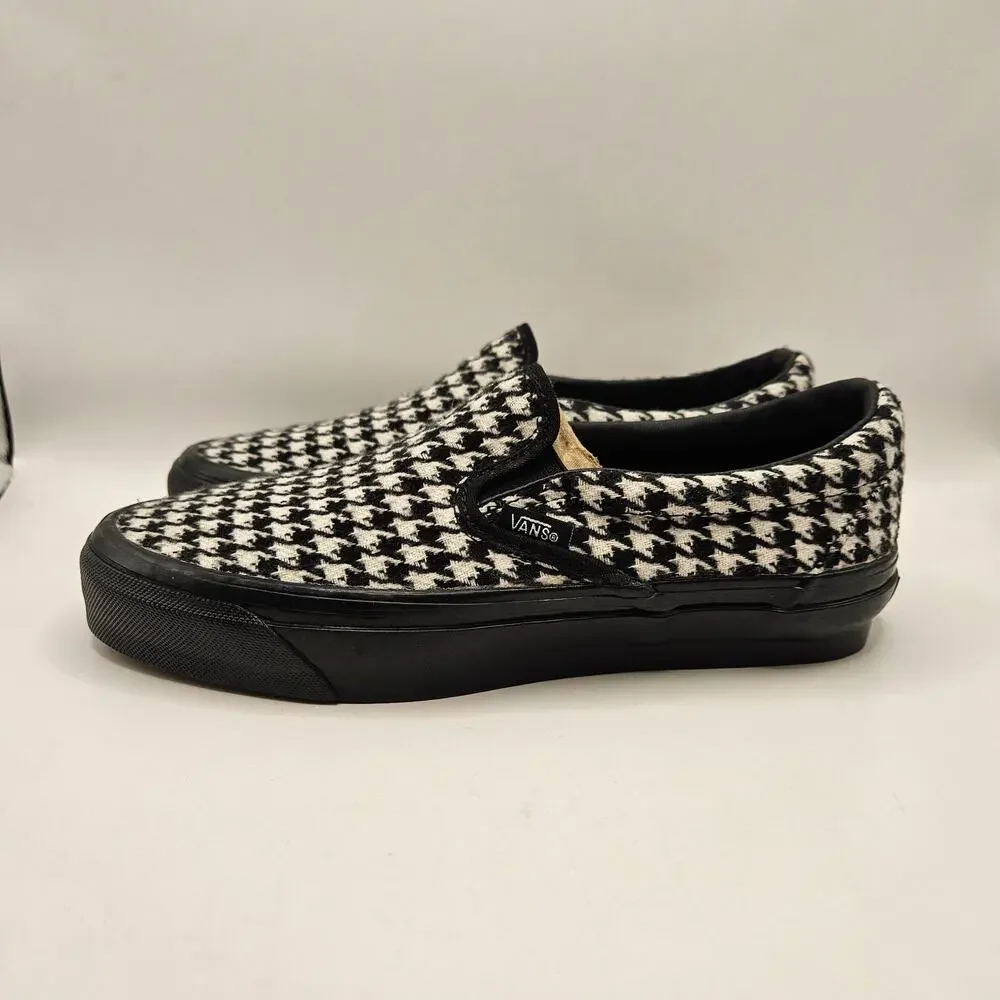 VANS WOMEN'S 7.5 HOUNDSTOOTH BLACK WHITE SLIP ON BLACK OUTSOLE NWOB
